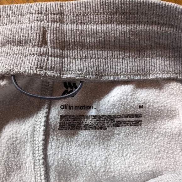 All in Motion Medium Gray Tapered Sweatpants w/ Drawstring & Zippered‎ Pockets - Picture 5 of 9